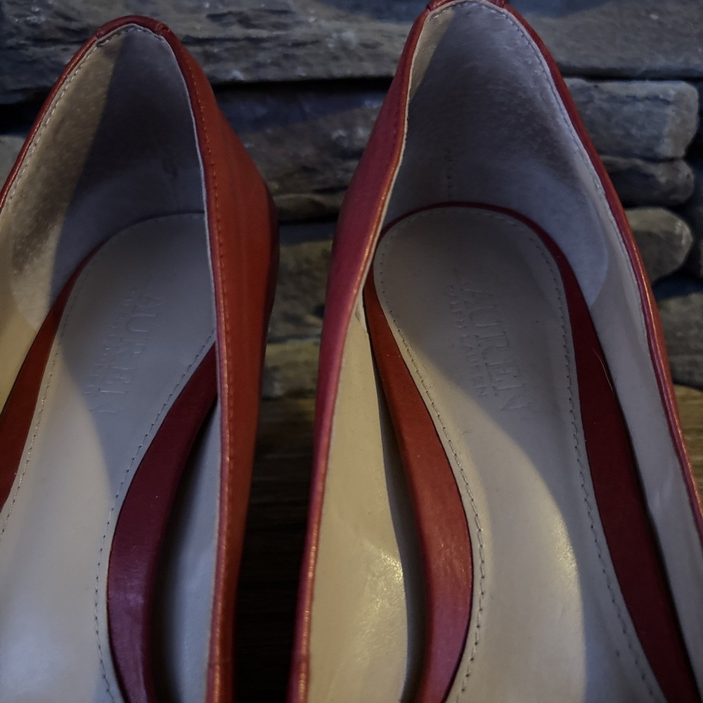 LAUREN RALPH LAUREN STILETTO PUMPS - RED LEATHER - 9.5 B - Picture 7 of 12
